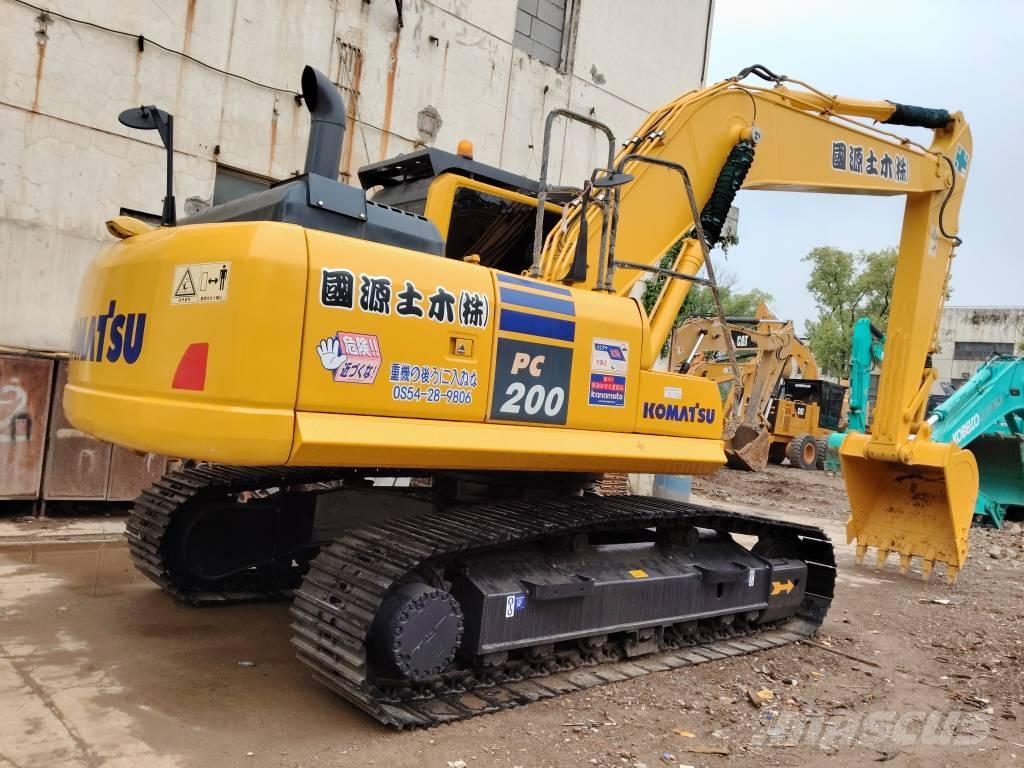 Komatsu PC 200-8 Lánctalpas kotrók