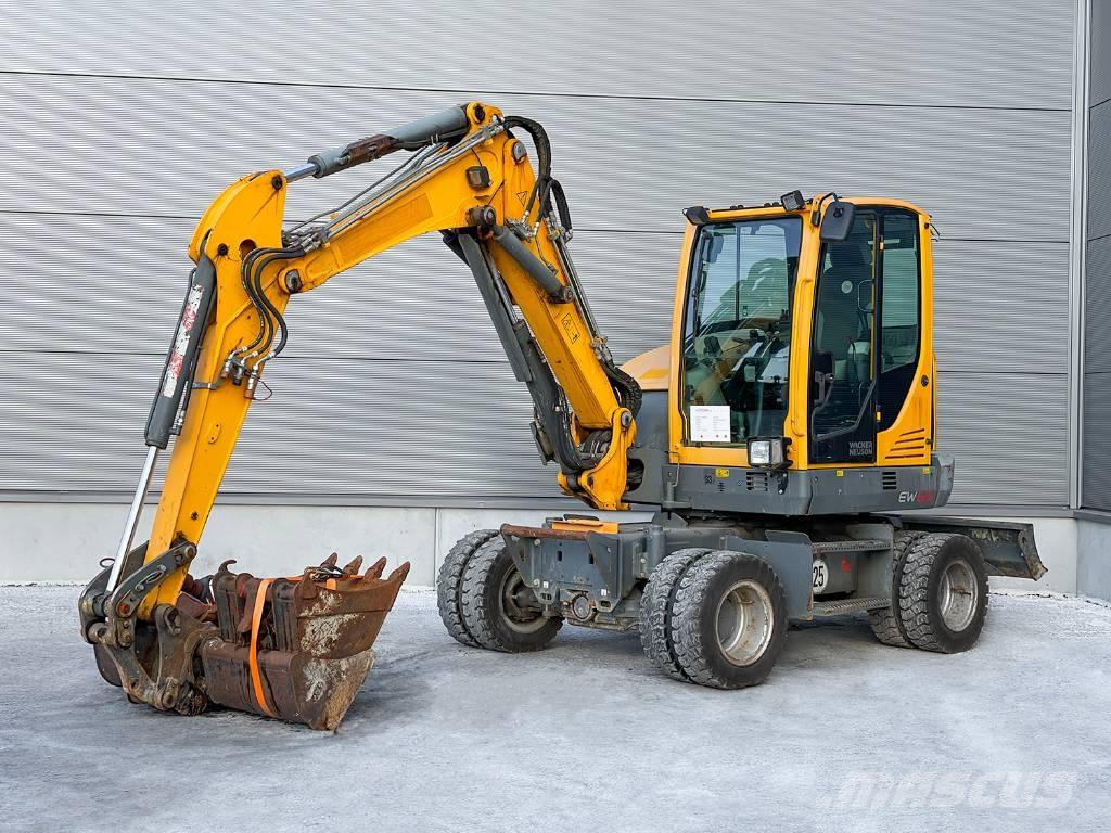 Wacker Neuson EW 65 Gumikerekes kotrók
