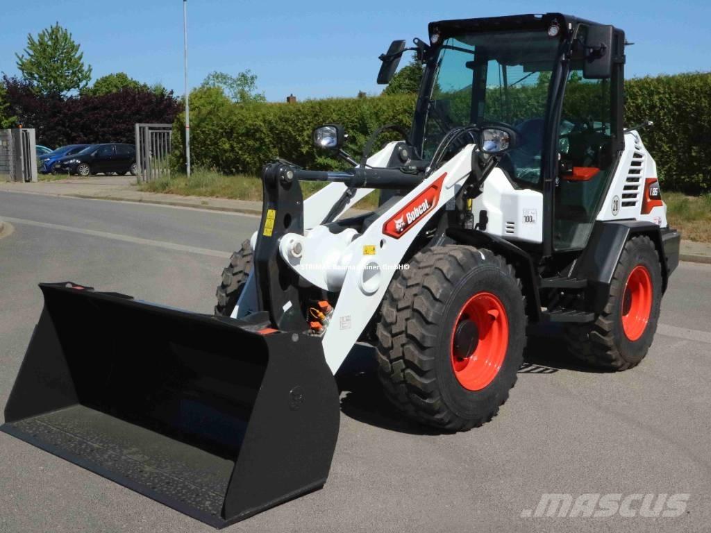 Bobcat L 85 Gumikerekes homlokrakodók