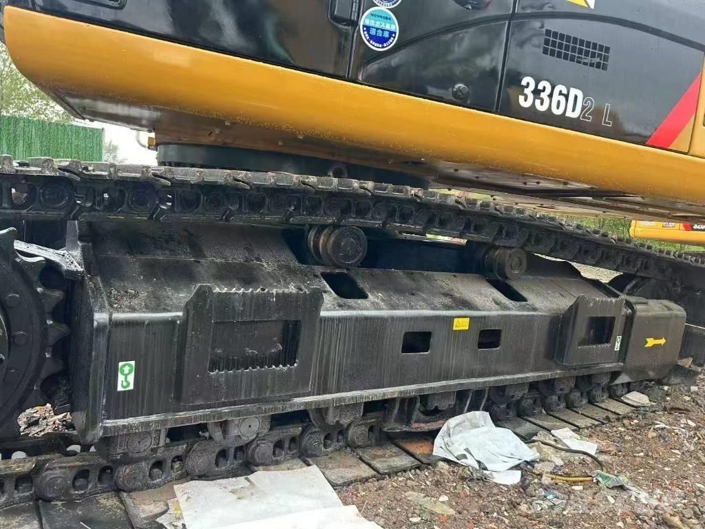 CAT 336 D L Lánctalpas kotrók