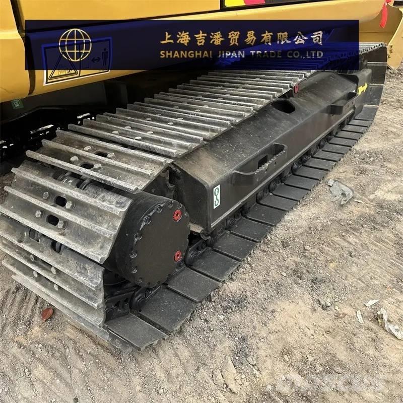 CAT 313 D Lánctalpas kotrók