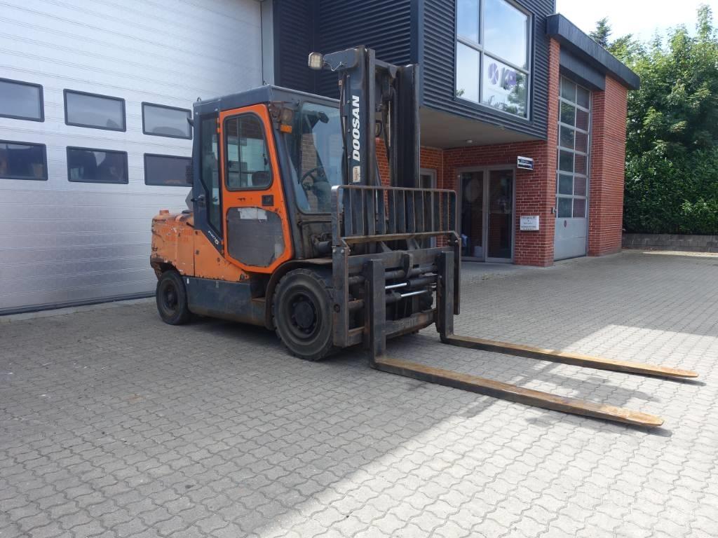 Doosan D 55 C-5 Dízel targoncák