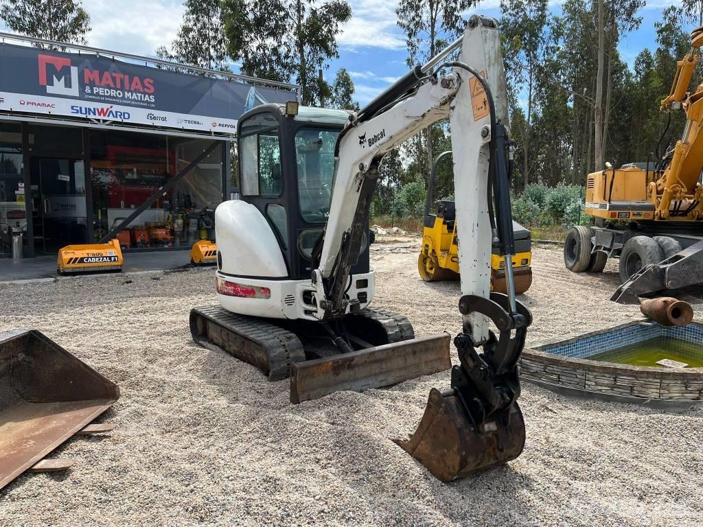 Bobcat 428 Mini kotrók < 7t