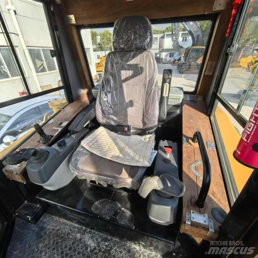 CAT D 7 R Gréderek