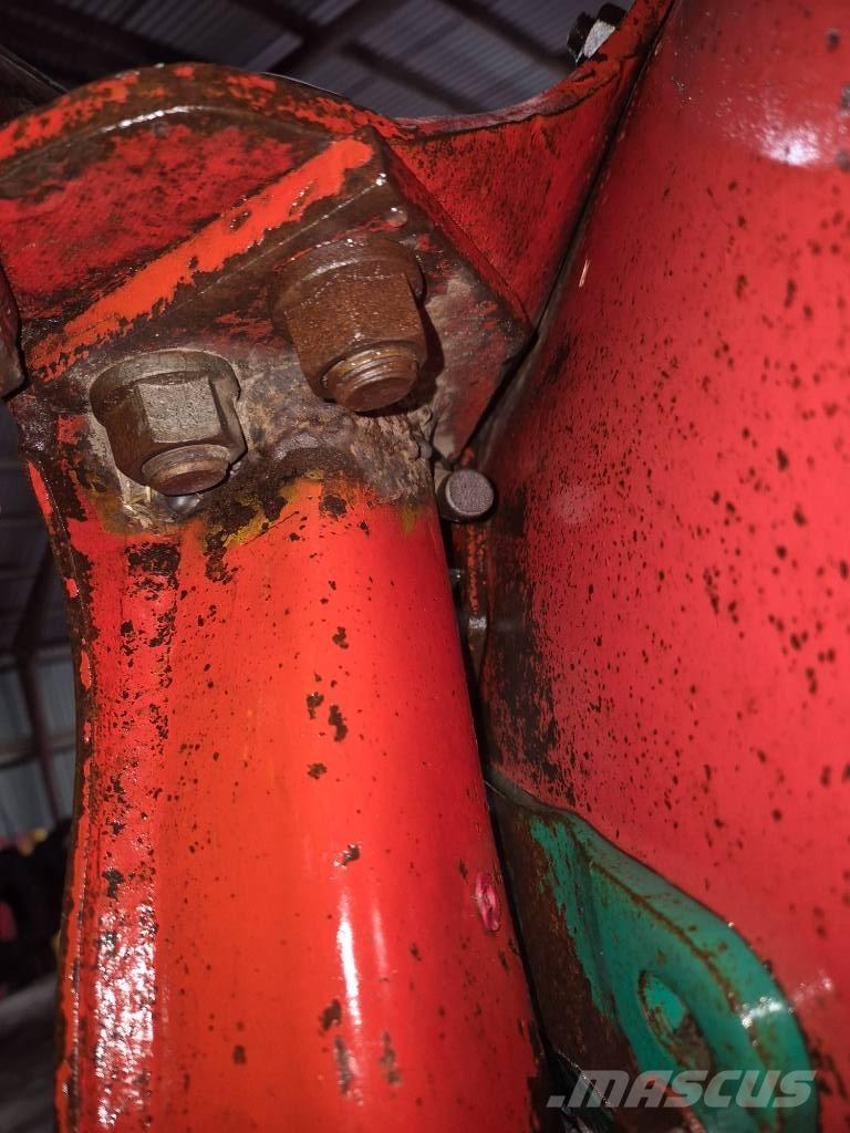 Kverneland EG85 Váltvaforgató ekék