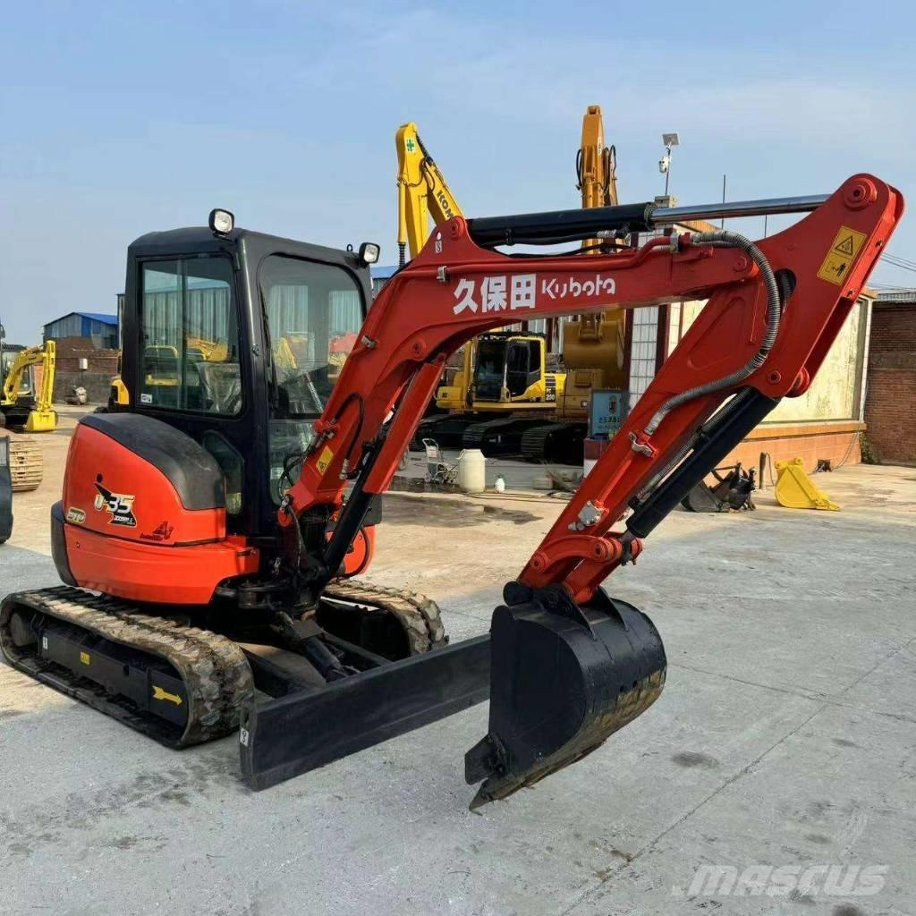 Kubota U 35 Mini kotrók < 7t