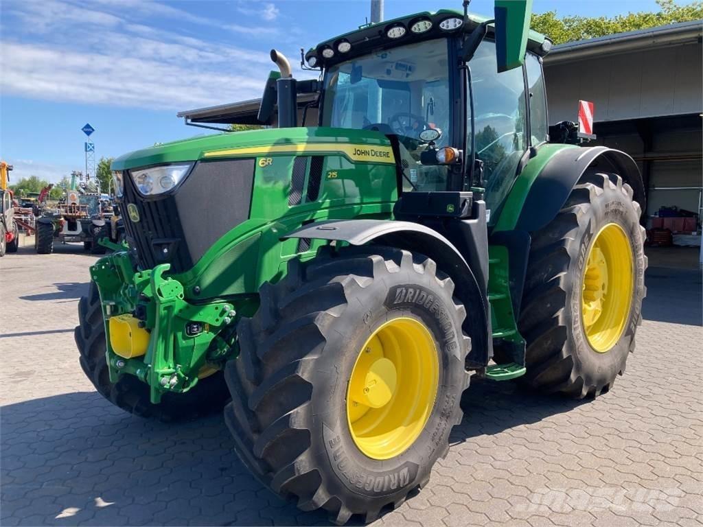 John Deere 6R215 Traktorok