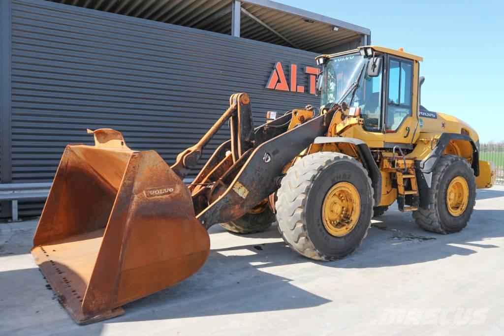 Volvo L120G Gumikerekes homlokrakodók