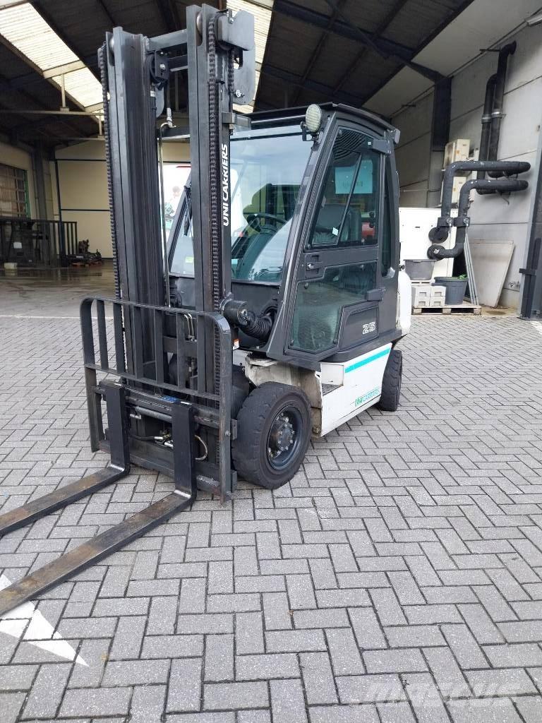 UniCarriers U1D2A25Q Gázüzemű targoncák