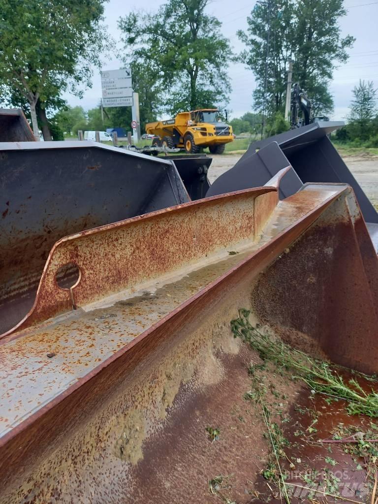 CAT 349 E Lánctalpas kotrók