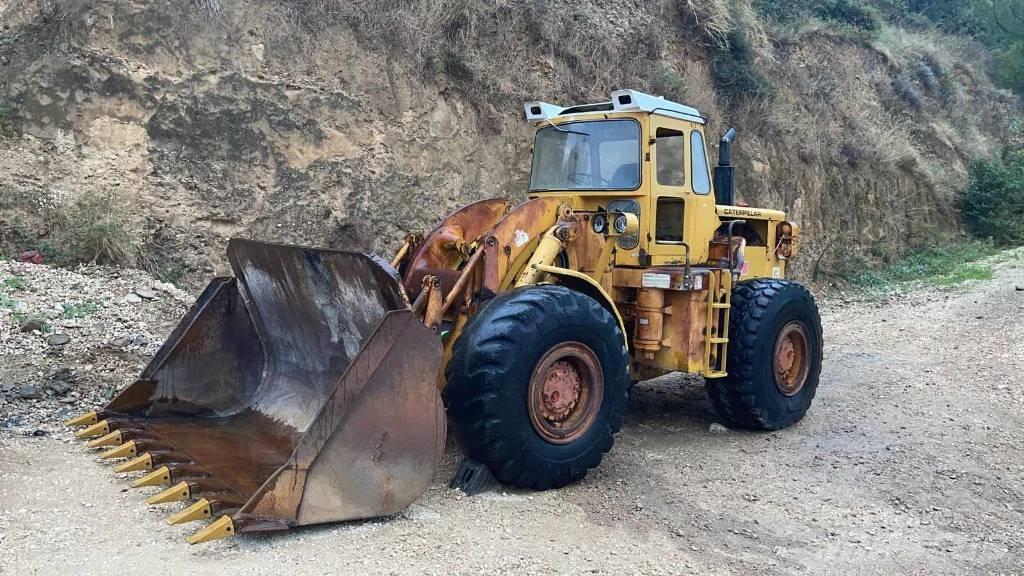 CAT 966 C Gumikerekes homlokrakodók