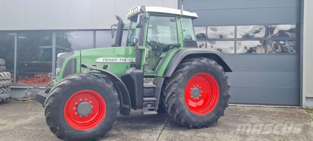 Fendt 718 Vario TMS Traktorok