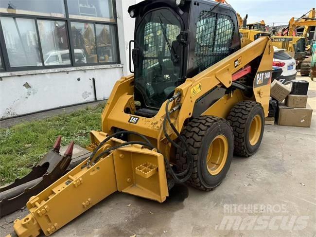 CAT 246 D Kompaktrakodók