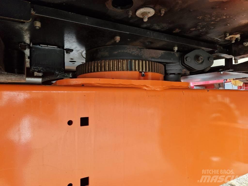 JLG 520AJ Karos emelők