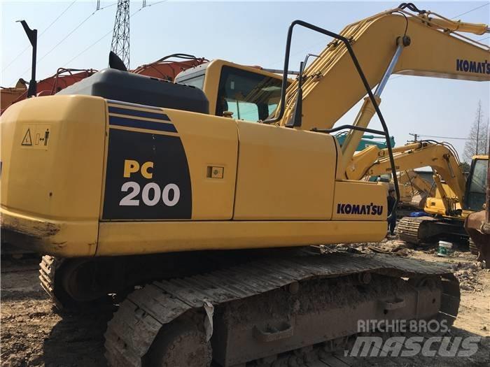 Komatsu PC 200-8 Lánctalpas kotrók