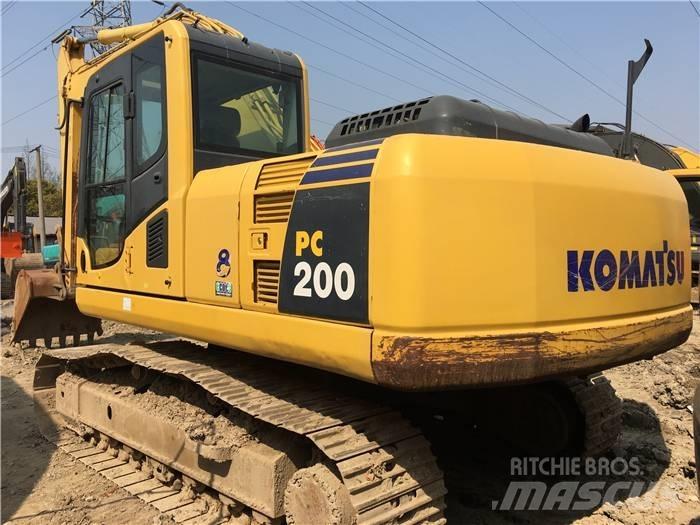 Komatsu PC 200-8 Lánctalpas kotrók
