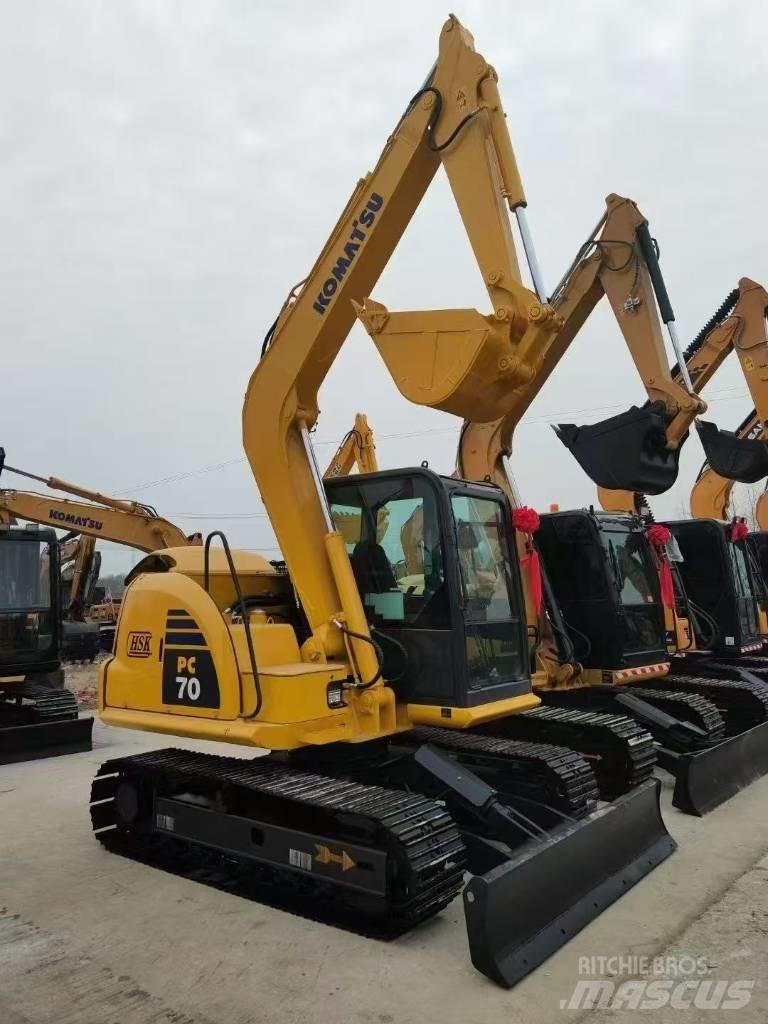 Komatsu 70-8 Lánctalpas kotrók