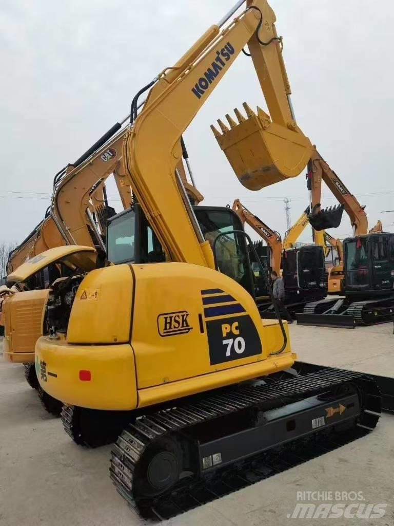 Komatsu 70-8 Lánctalpas kotrók
