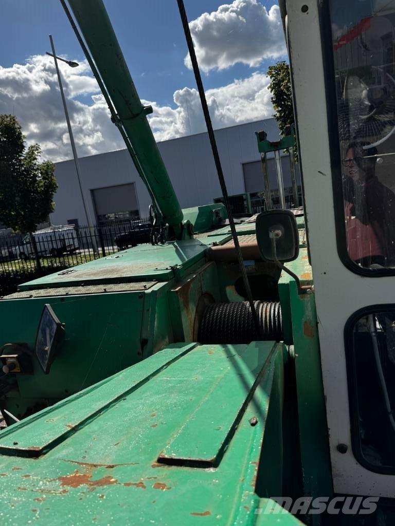 CMV TH7-25 Mobil fúró teherautók