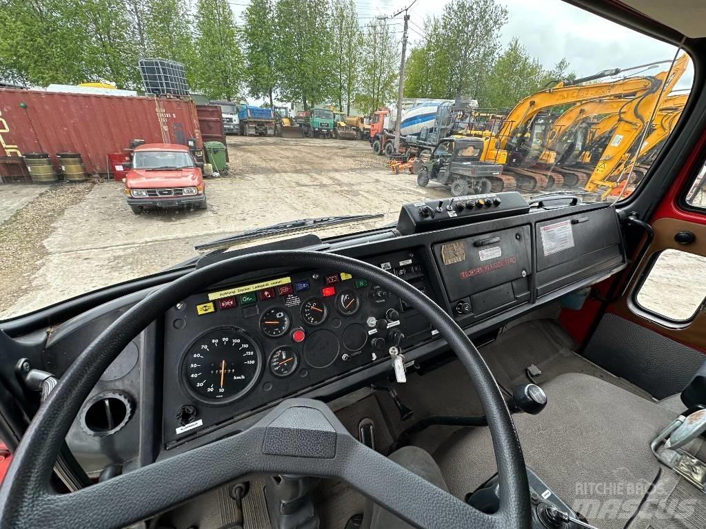 Iveco 120-23 Tűzoltó