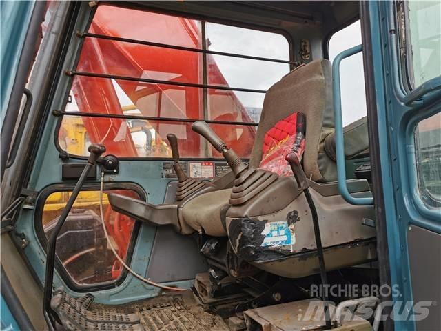 Hitachi EX220LC Lánctalpas kotrók