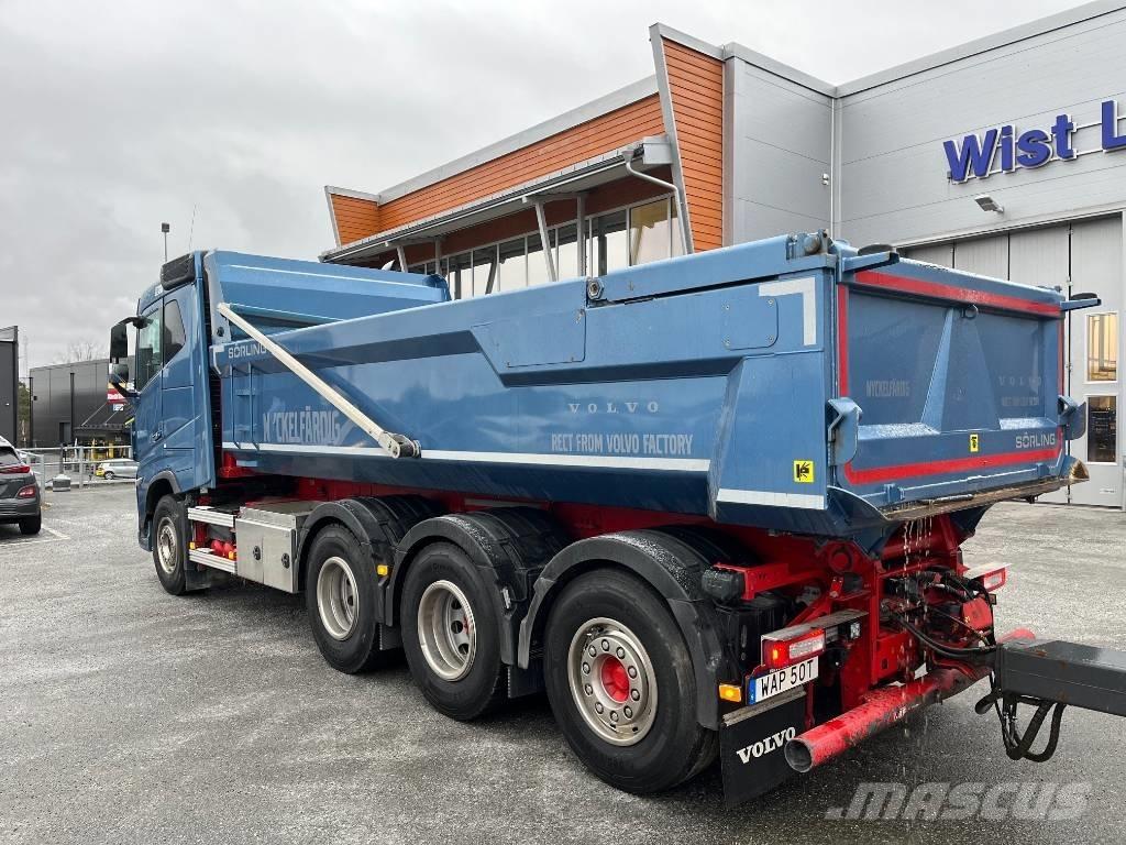 Volvo FH16 550 8x4 Billenő teherautók