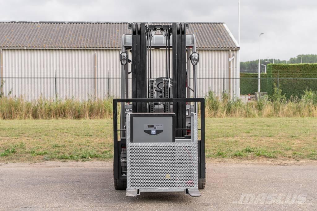 Manitou ME 430 Elektromos targoncák