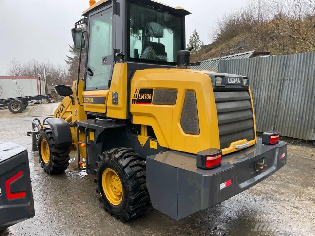  LCMA LM 930 Gumikerekes homlokrakodók