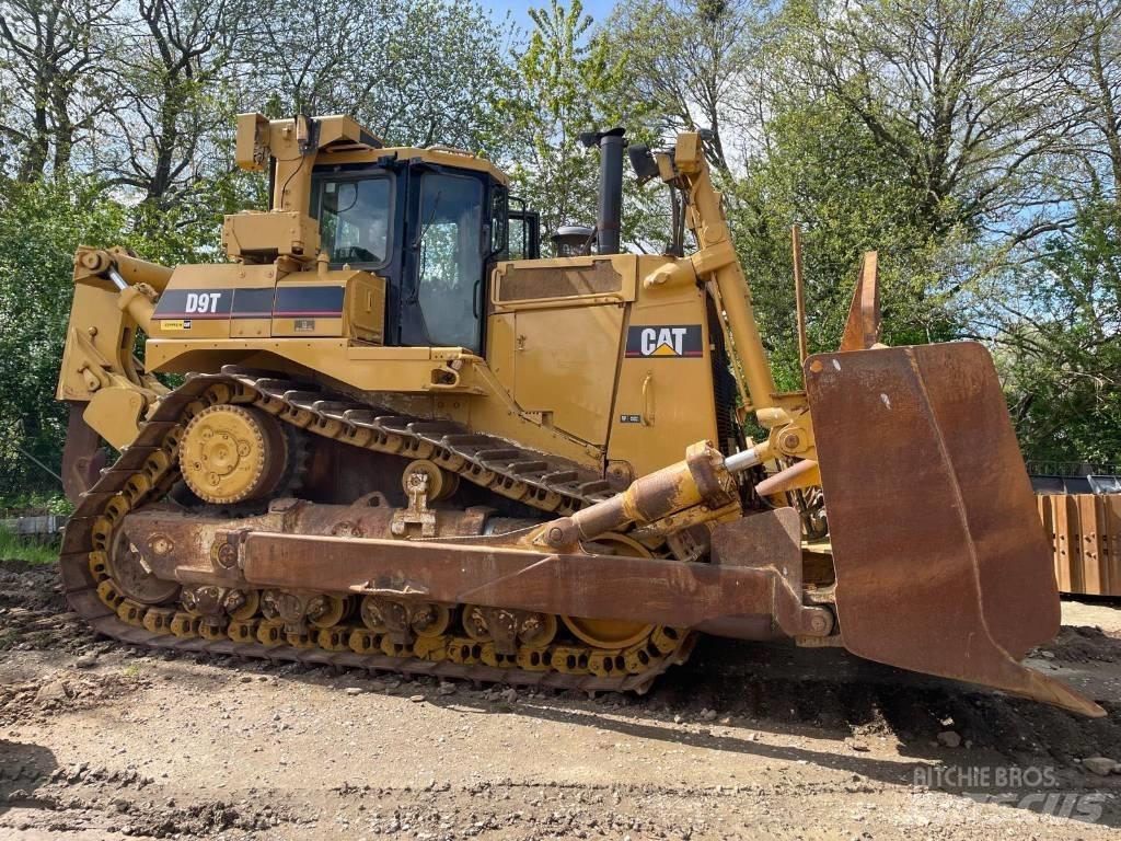 CAT D 9 T lánctalpas dózerek