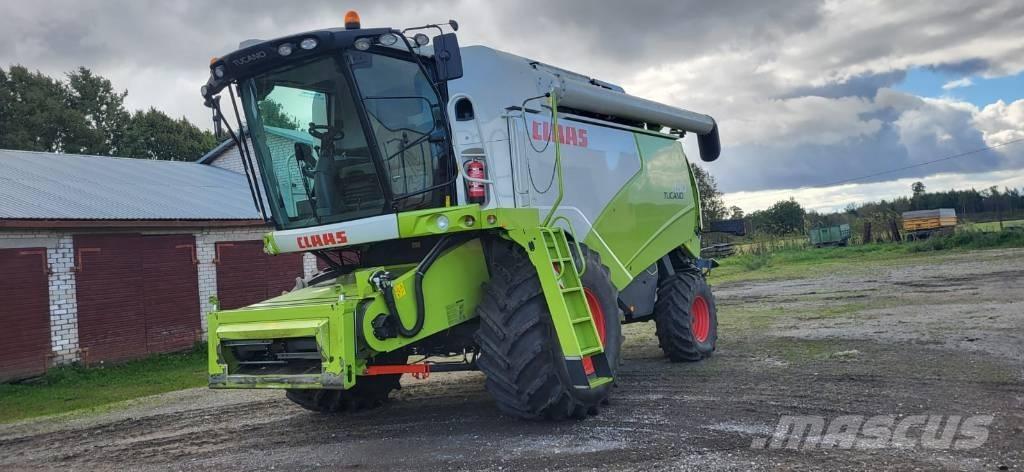 CLAAS Tucano 450 Kombájnok
