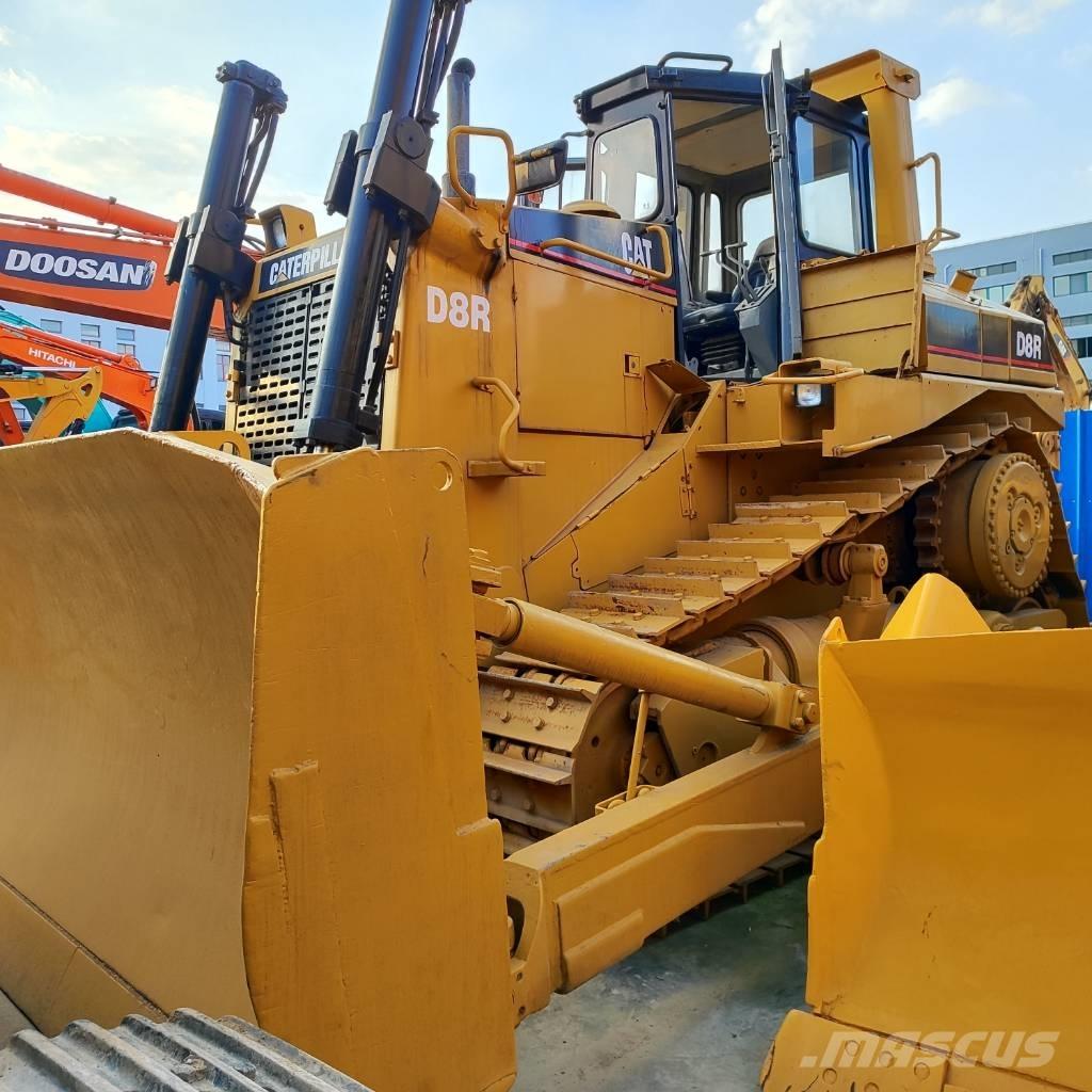 CAT D 8 R lánctalpas dózerek
