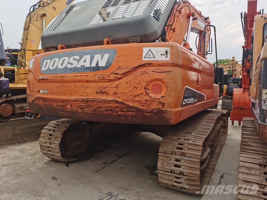 Doosan DX300LC-9C Lánctalpas kotrók