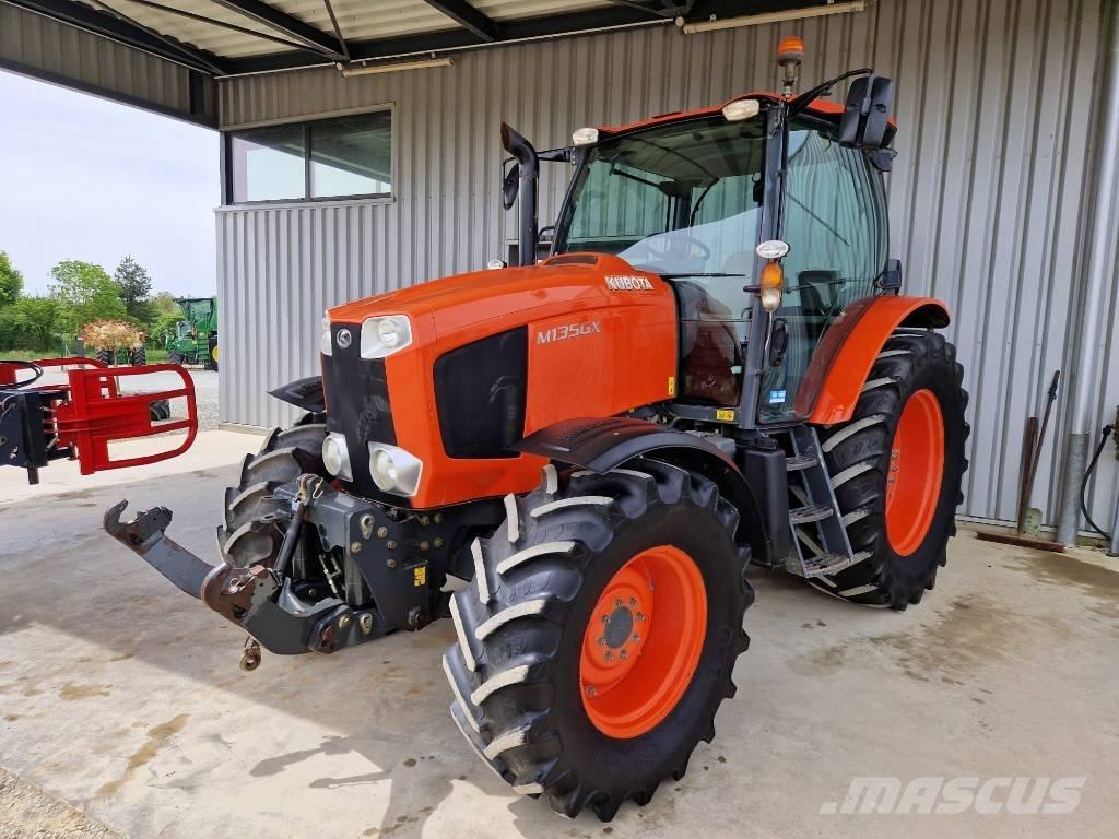 Kubota M 135 GX Traktorok