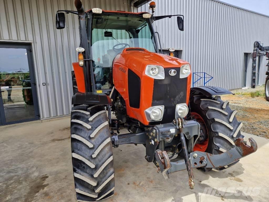 Kubota M 135 GX Traktorok