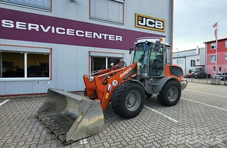 Weycor AR 530 Gumikerekes homlokrakodók