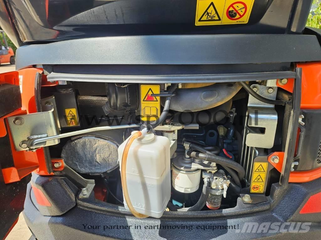 Kubota U 27-4 Mini kotrók < 7t