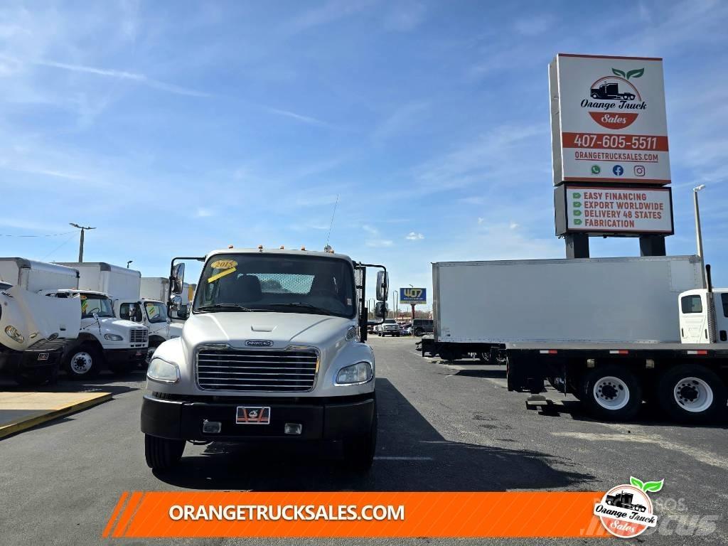 Freightliner M2 106 Fülkés alváz