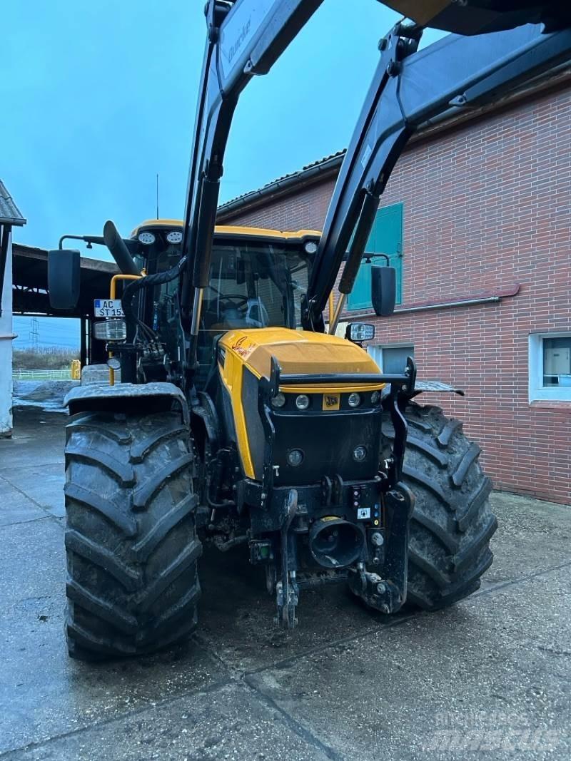 JCB Fastrac 4220 Traktorok