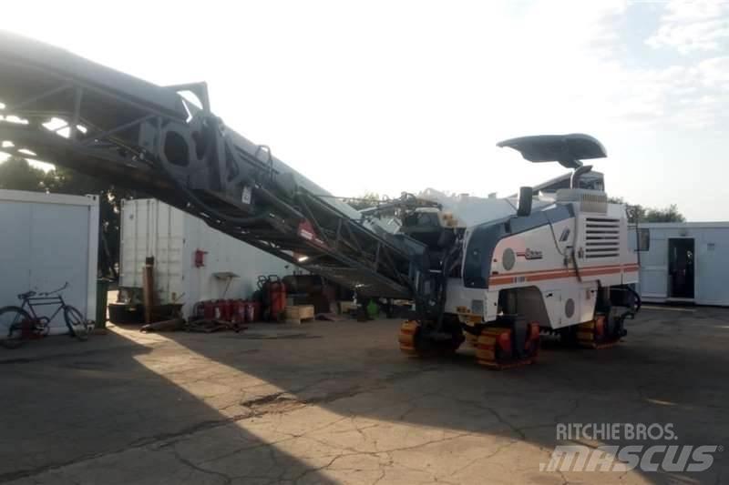 Wirtgen W100F Egyéb