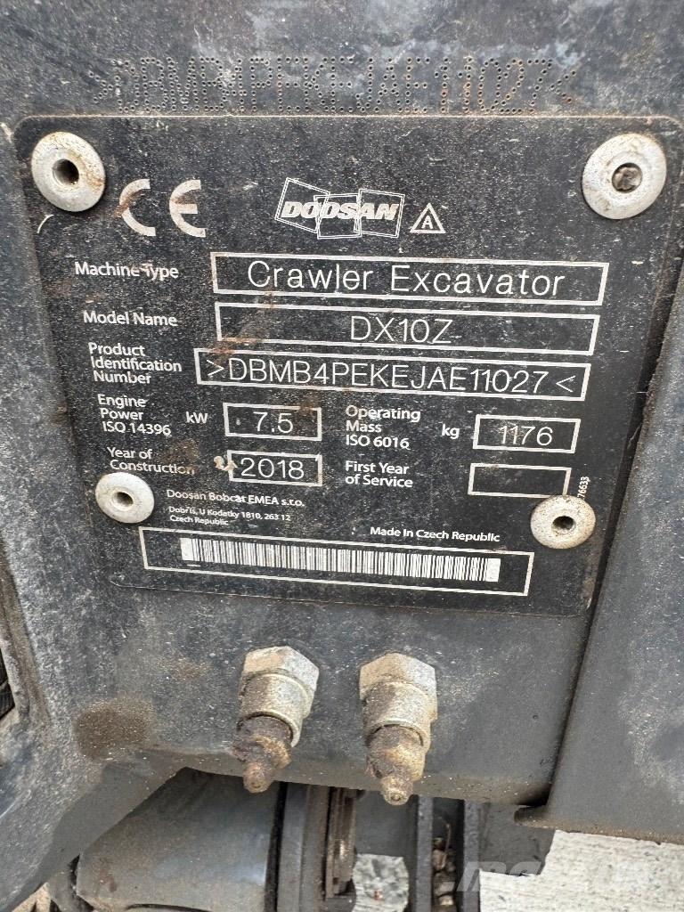Doosan DX 10 Z Mini kotrók < 7t