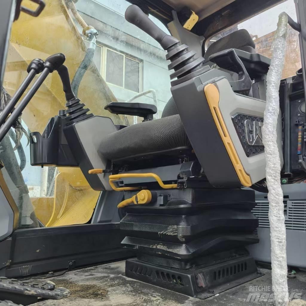 CAT 320 GC Lánctalpas kotrók