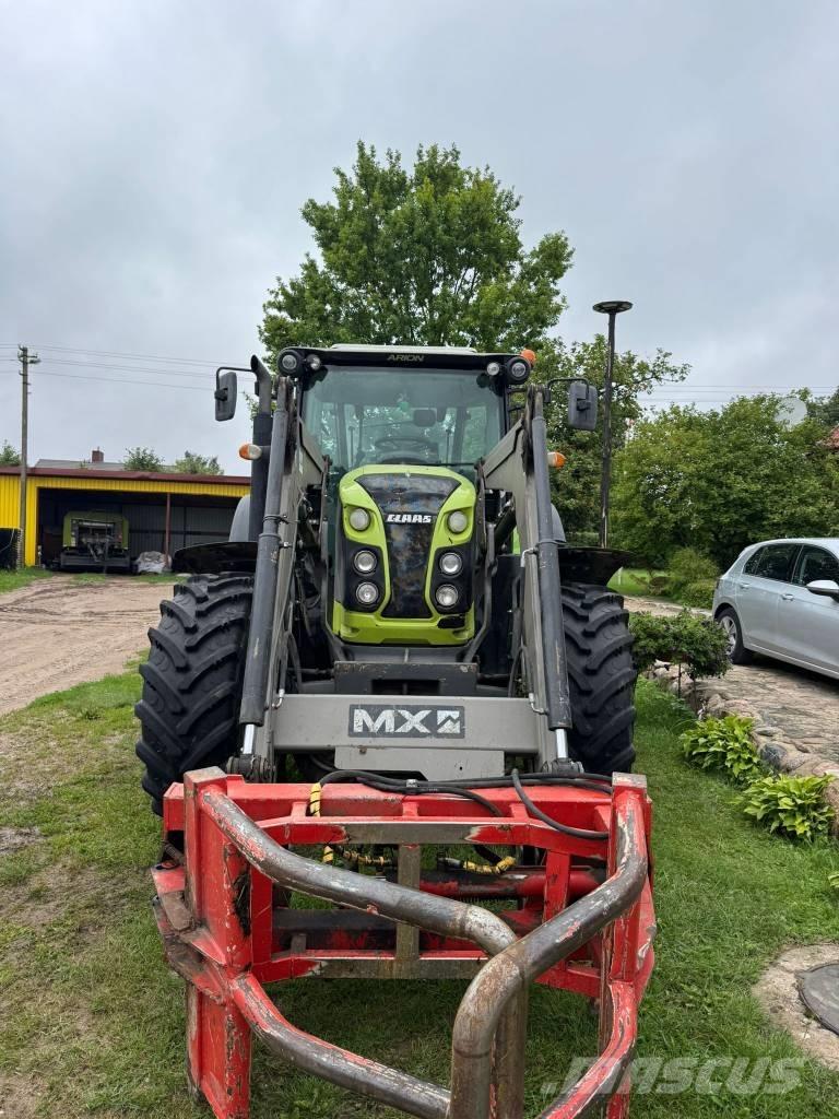 CLAAS Arion 440 Traktorok