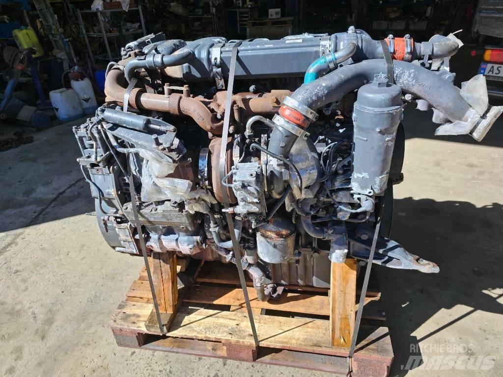 Scania P 230 Motorok