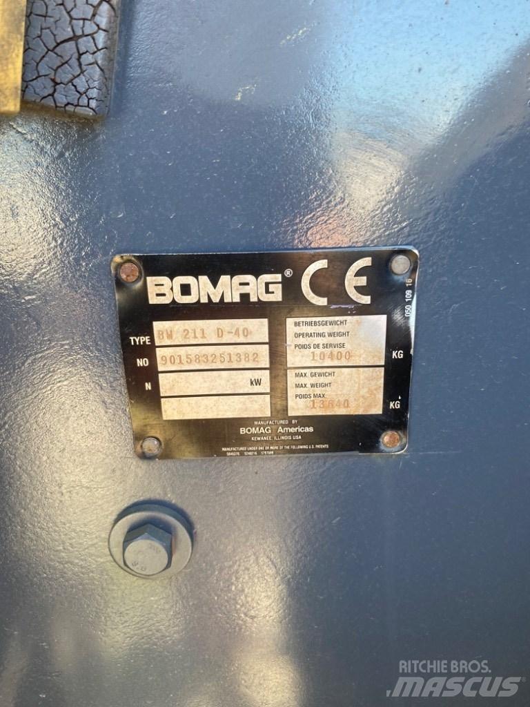 Bomag BW 211 D-40 Kombinált hengerek