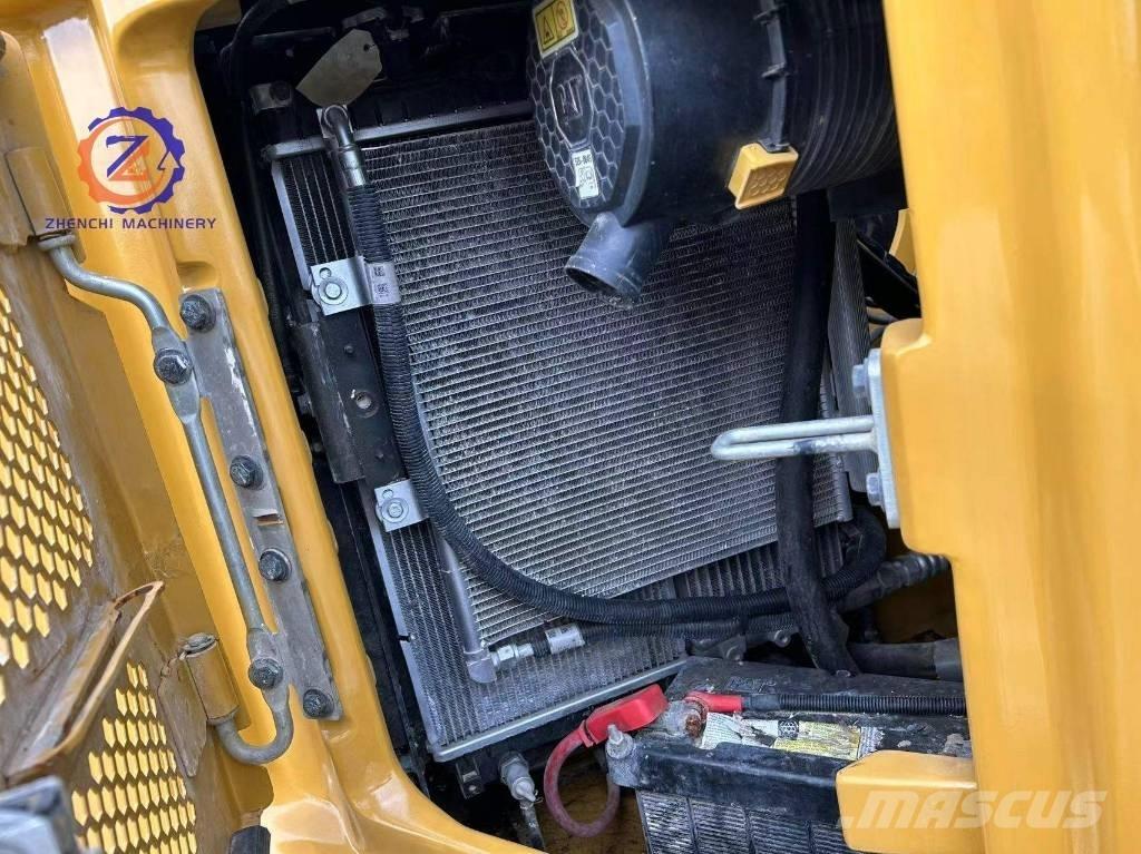 CAT 307.5 Mini kotrók < 7t
