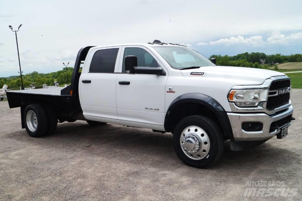 RAM 4500 TRADESMAN Platós / Ponyvás teherautók