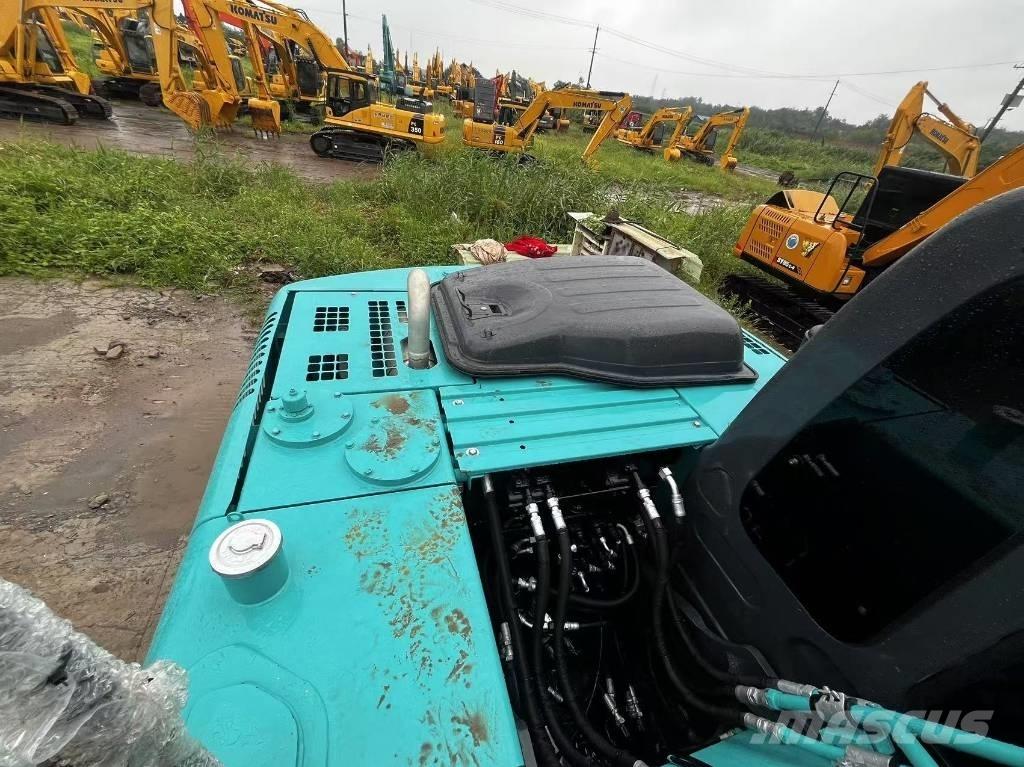 Kobelco SK 140 Lánctalpas kotrók