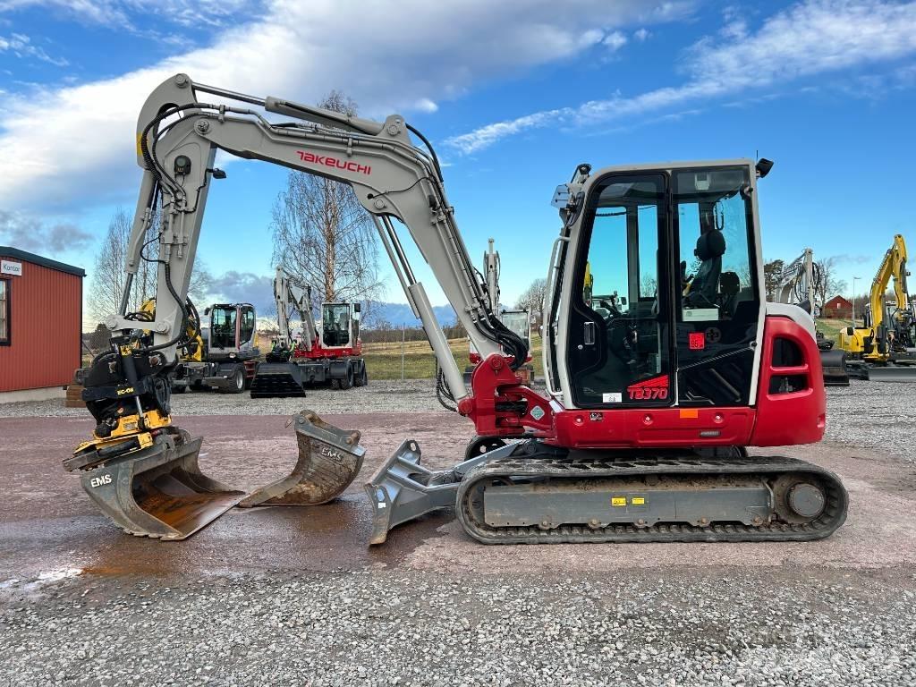 Takeuchi TB370 Mini kotrók < 7t