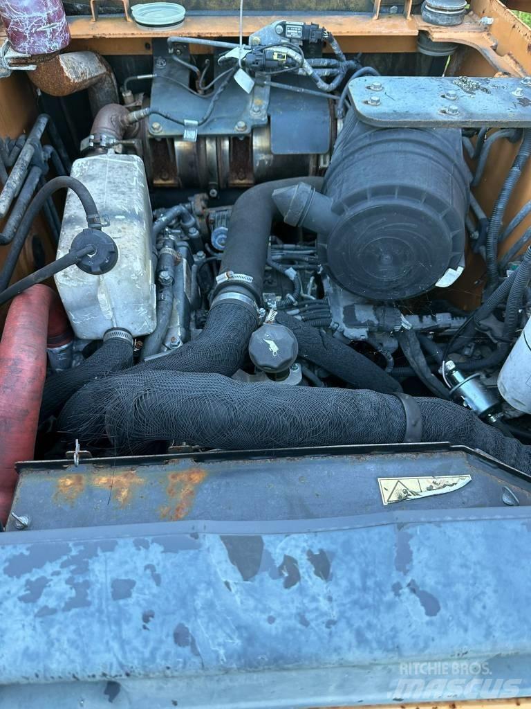CASE SR 250 Kompaktrakodók