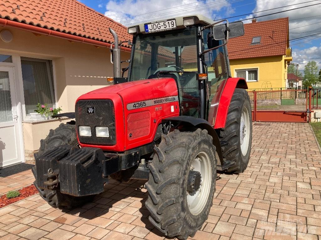 Massey Ferguson 4365 Traktorok
